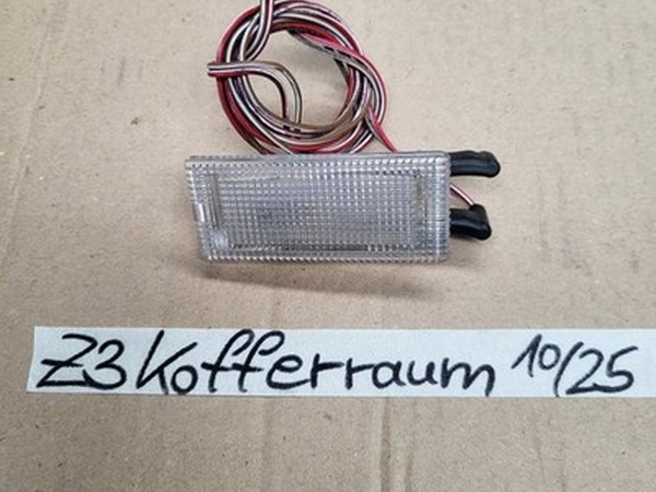 BMW E36 Z3 Kofferraum Innen Leuchte Lampe Beleuchtung Gepäckraum + Kabel Stecker