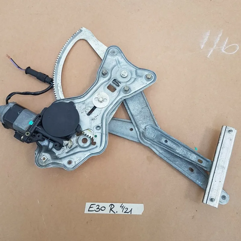 BMW E30 Cabrio Fensterheber Gestänge + Motor ohne Scheibe  HINTEN RECHTS