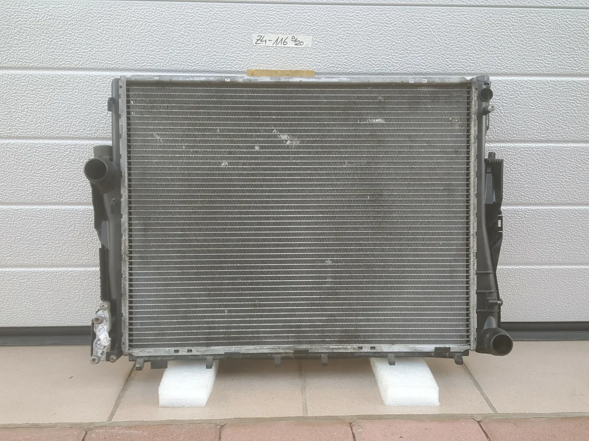 BMW Z4 E85 Wasser Kühler Kühlwasserkühler 1613116