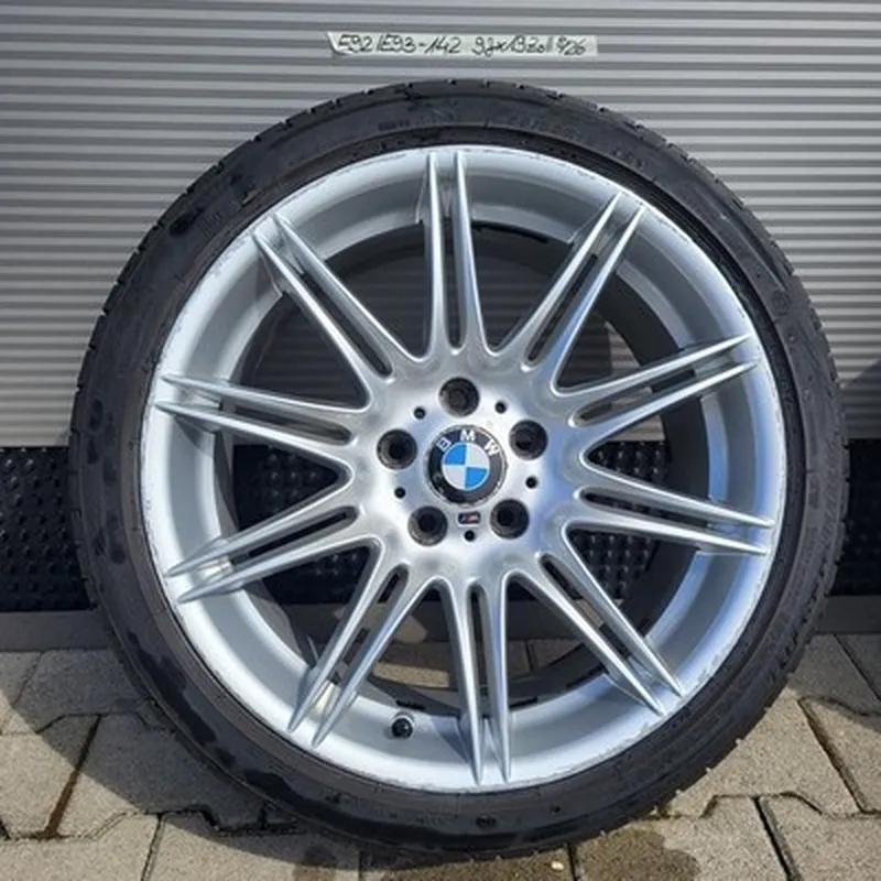 BMW E90 E91 E92 E93  Alufelge 9J x 19 Zoll 8037142 Reifen 255/35 ABHOLUNG 