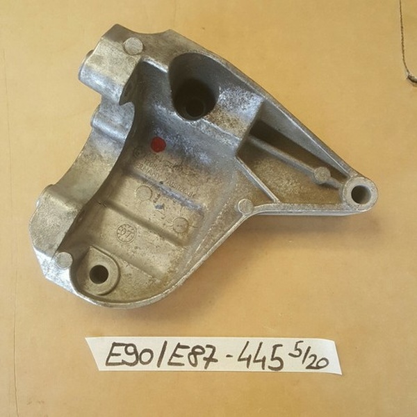 BMW E90 E91 E92 E93 E87 Halter für Servo Pumpe Diesel Lenkhilfepumpe 7794455