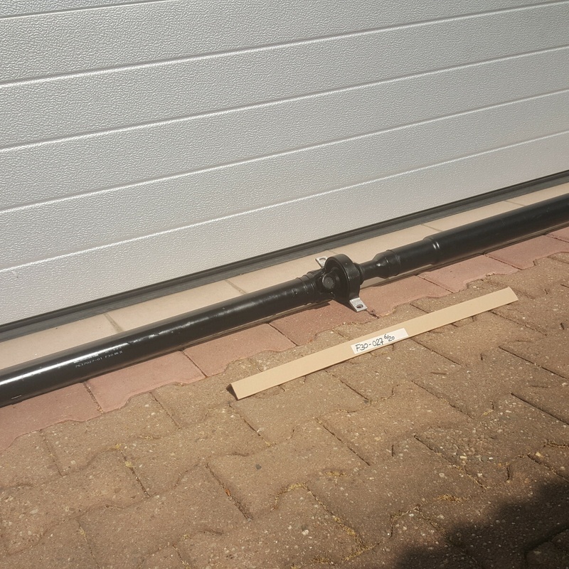 BMW F31 F30 Gelenkwelle 316i Schaltgetriebe 7637027 Kardanwelle N13