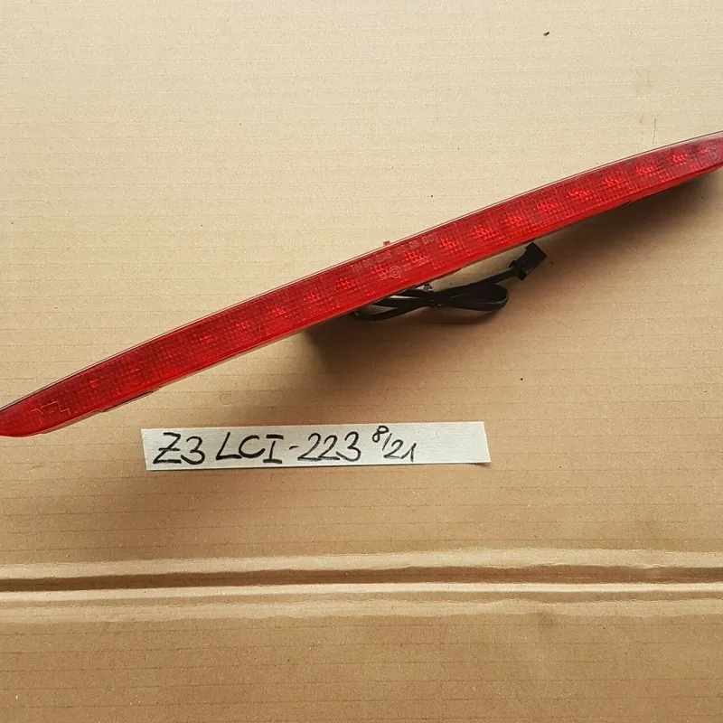 BMW Z3 Facelift Roadster 3. Rückleuchte Rücklicht Drittes Bremslicht 8379223