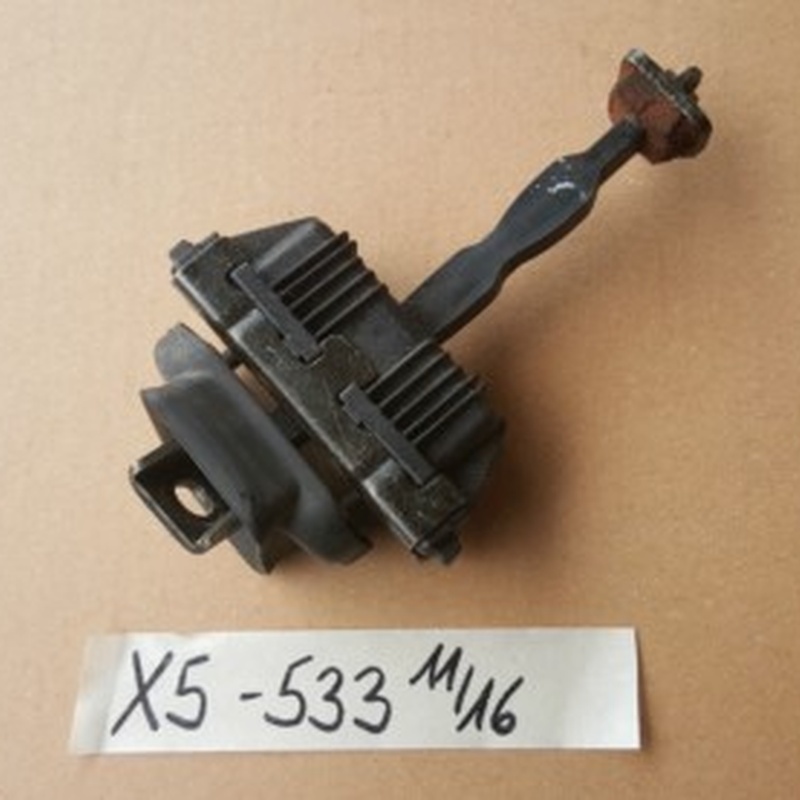 BMW X5 E53 Türfangband Abdichtung vorne links 8402533 Tür Bremse