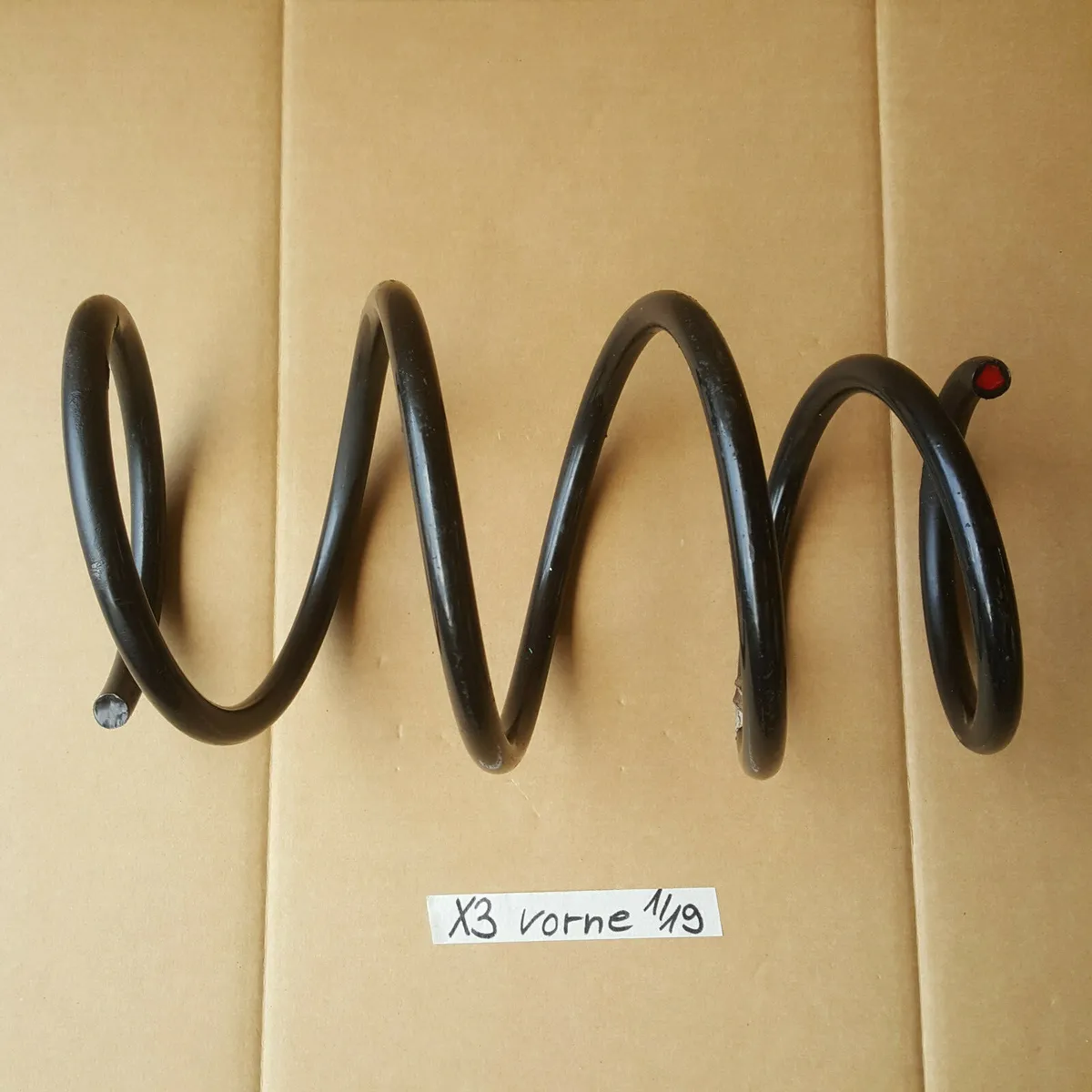 BMW X3 E83 Spiral Tonnen Schrauben Feder vorne rechts oder links