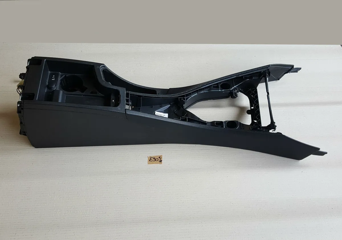 BMW E90 E91 Mittelkonsole Telefon Konsole Aux In Anschluss Zigaretten Anzünder