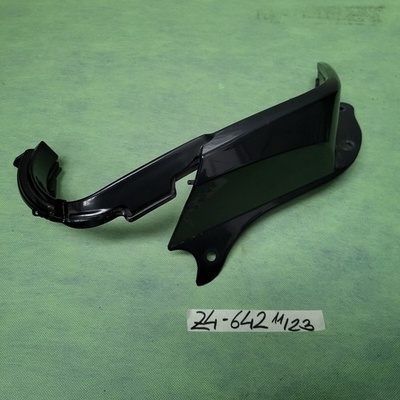 BMW Z4 E85 Rücklicht Rahmen Seitenwand Halter HINTEN RECHTS Silber Black 7025642