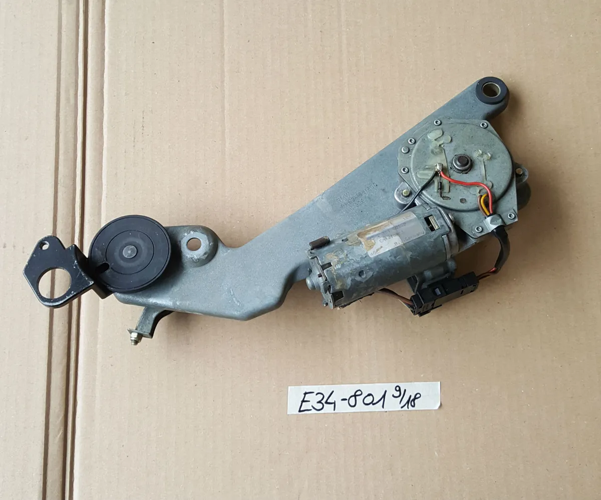 BMW E34 Touring Heckwischer Motor  Wischermotor HINTEN 1391801 + Halter 8355721