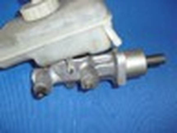 BMW E36 Z3 Haupt Brems Zylinder / Bremszylinder