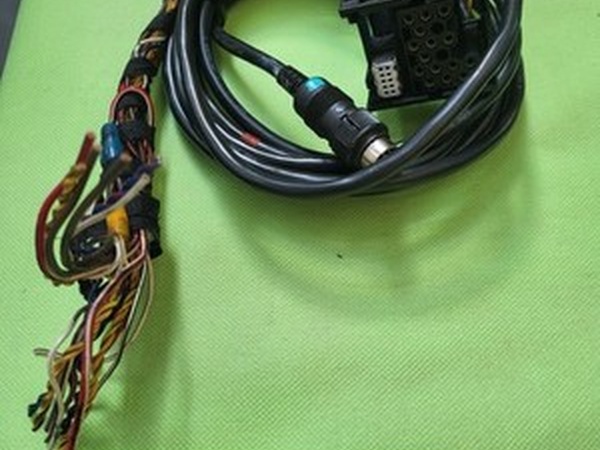 BMW Z3 Roadster Audio Kabelbaum HiFi Radio Adapter CD Wechsler Kabel 1388889