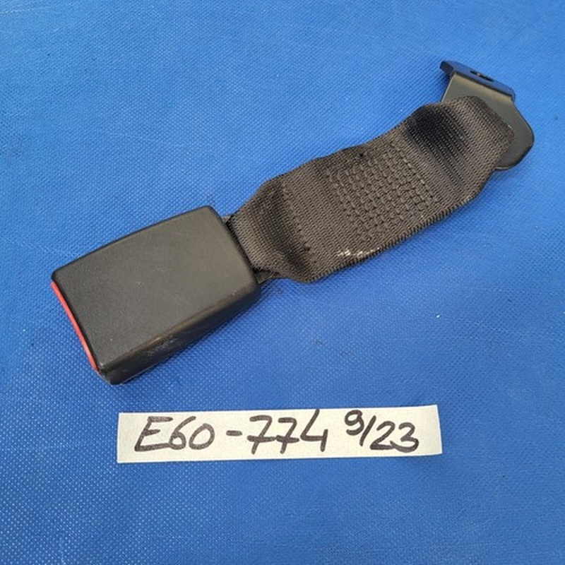 BMW E60 E61 Gurt Schloss Sicherheitsgurt  Hinten RECHTS 7059774