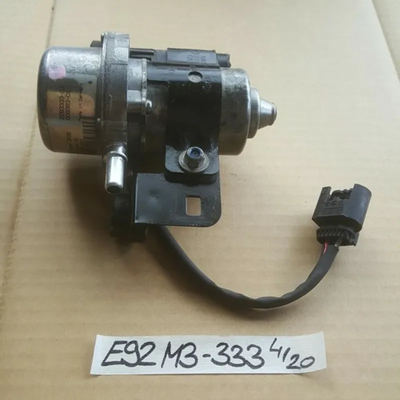 BMW E90 E92 E93 M3 Unterdruck Vakuum Pumpe Bremskraftverstärker  2283333