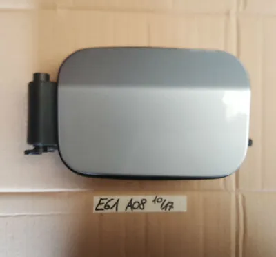 BMW E60 / E61 Tankdeckel Tank Klappe Tankverschluss silber grau metallic A08