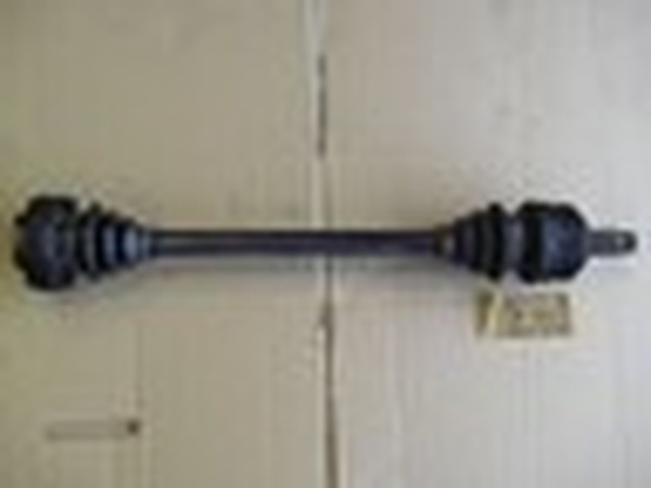 BMW E36 1,8 Liter TDS Antriebswelle / Gelenkwelle