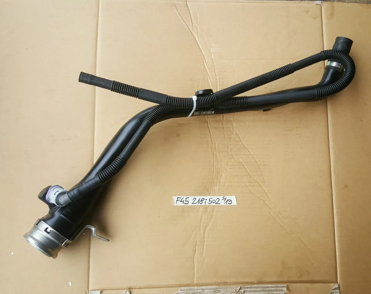 BMW 2er F45 Active Tourer Benzin Tank Einfüll Rohr Kunststoff 7300502