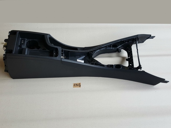 BMW E90 E91 Mittelkonsole Telefon Konsole Aux In Anschluss Zigaretten Anzünder