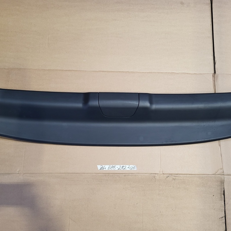 BMW Z4 E85 Roadster Verdeck Blende Leiste innen Windlauf Verkleidung 7056282 