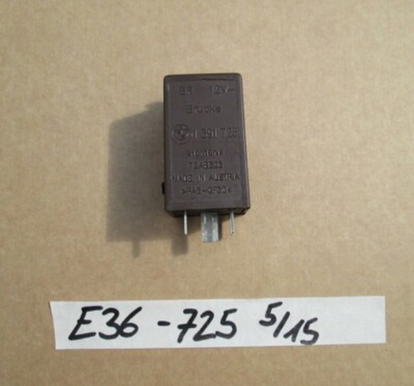 BMW E34 / E36 / Z3 Relais Verbindungsstecker mit Verrastung 1391725