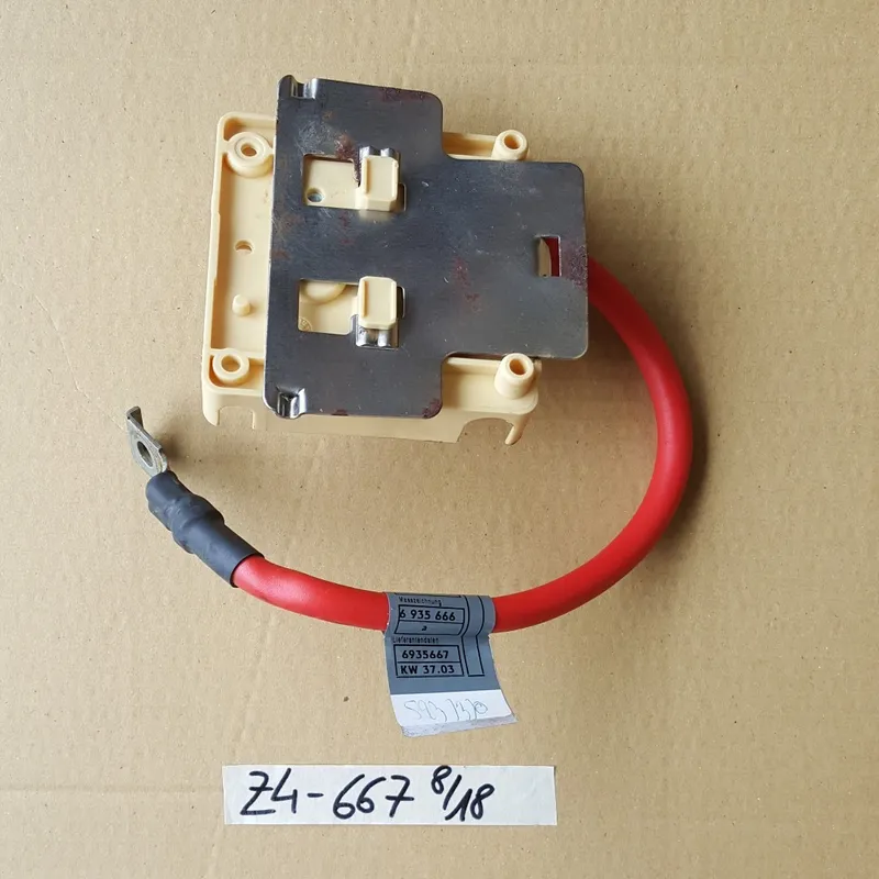BMW Z4 E85 Batterie Kabel Plus  6935667 Stromverteiler 