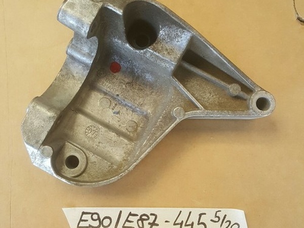 BMW E90 E91 E92 E93 E87 Halter für Servo Pumpe Diesel Lenkhilfepumpe 7794455