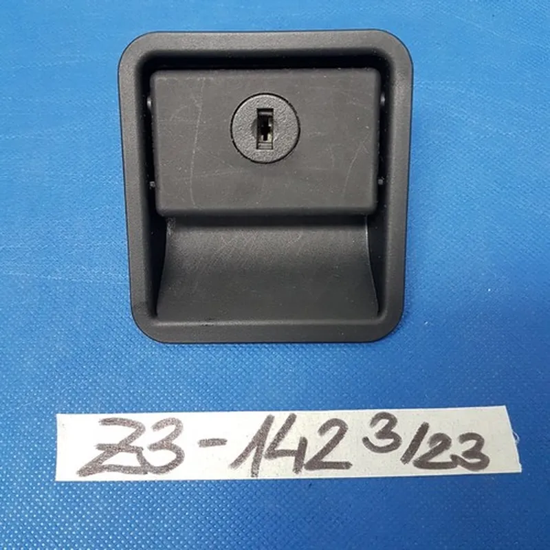 BMW Z3 Roadster Coupe Handschuhfach Griff Verschluss 8398142