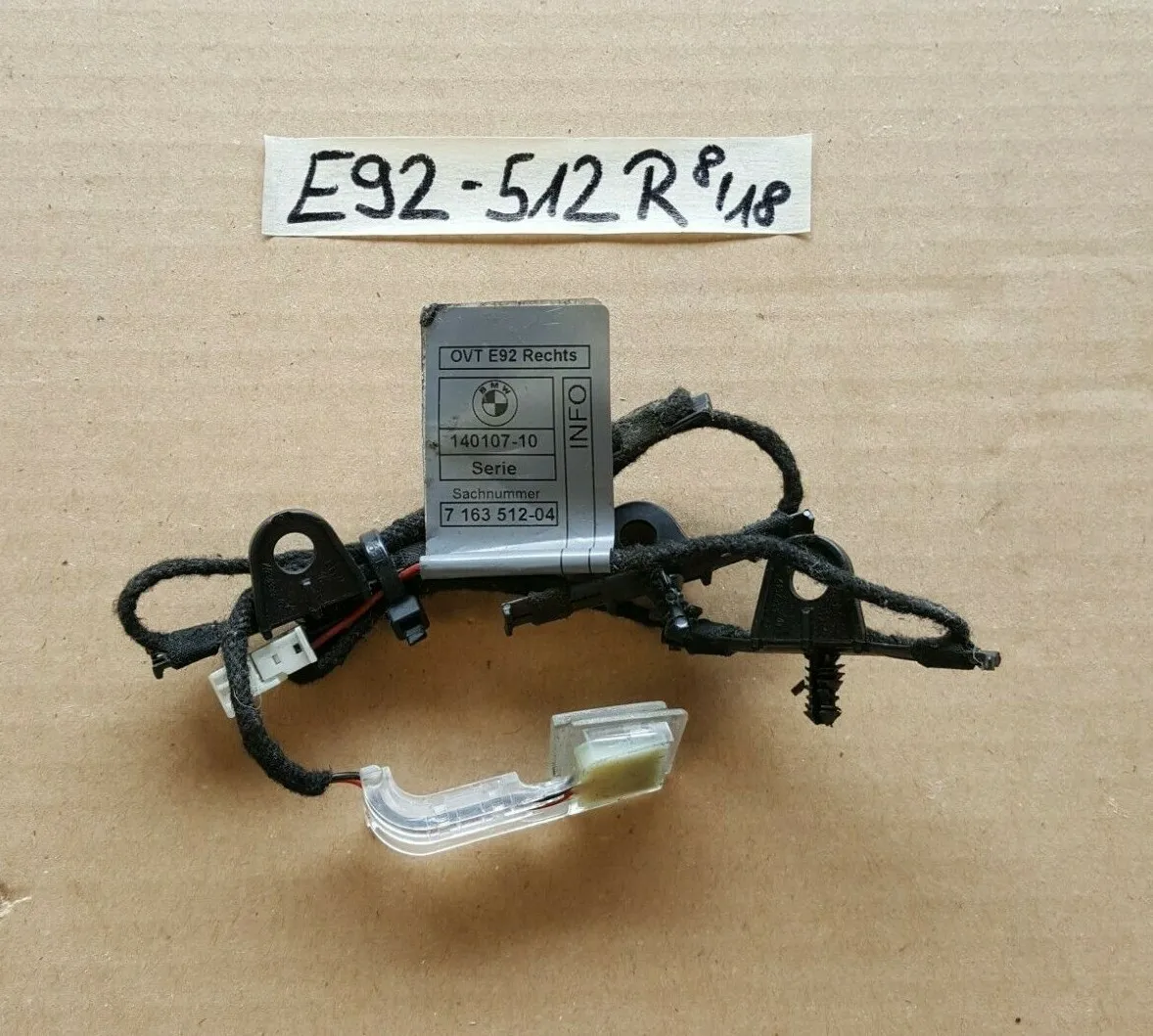 BMW E90 E91 E92 E93 Tür Griff Beleuchtung Lichtpaket RECHTS 7163512