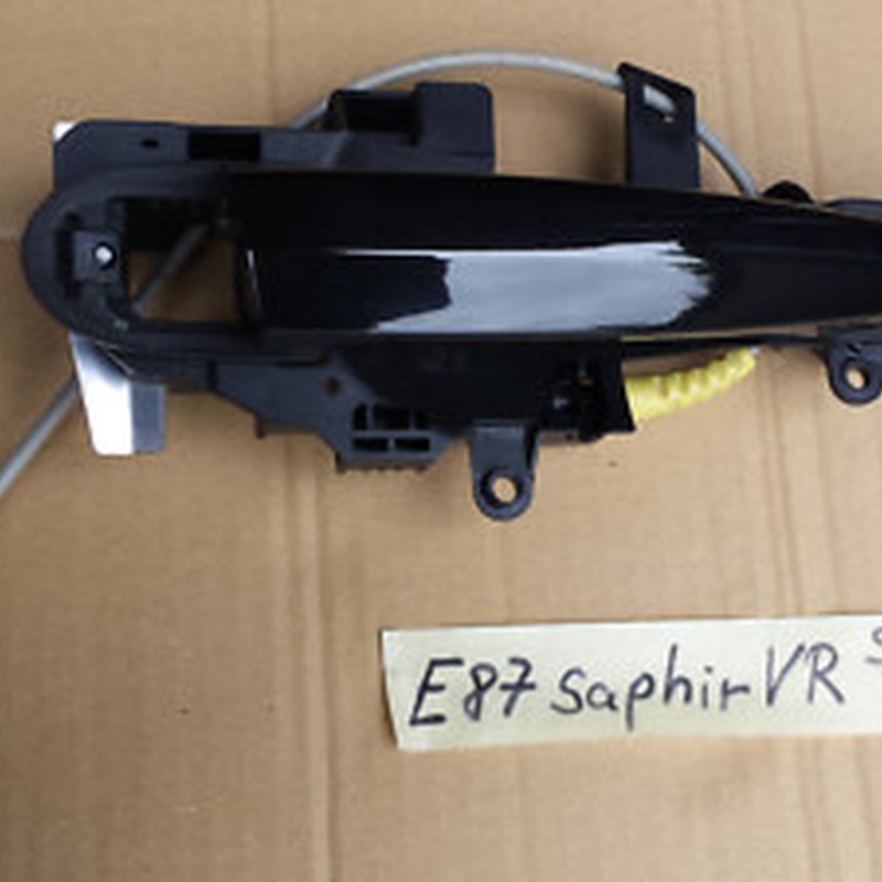 BMW 1er E87 Türgriff VORNE RECHTS / Tür Öffner Griff saphir schwarz metallic