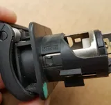 BMW X5 E53 X3 E83 E60 E61 Steckdose 7394705 Zigaretten Anzünder Einsteck Buchse