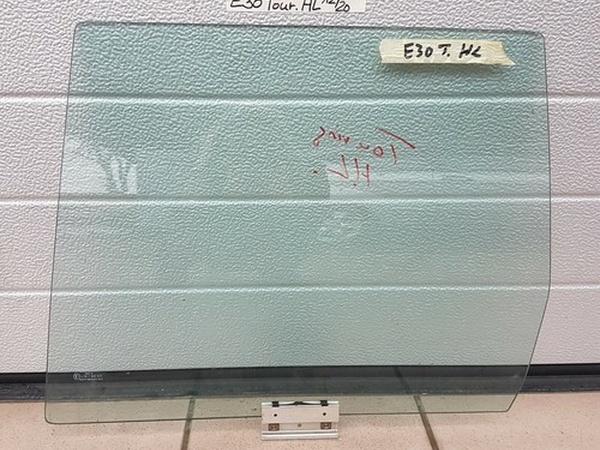 BMW E30 Touring Seiten Scheibe Fahrer Tür Fenster Glas HINTEN LINKS ABHOLUNG