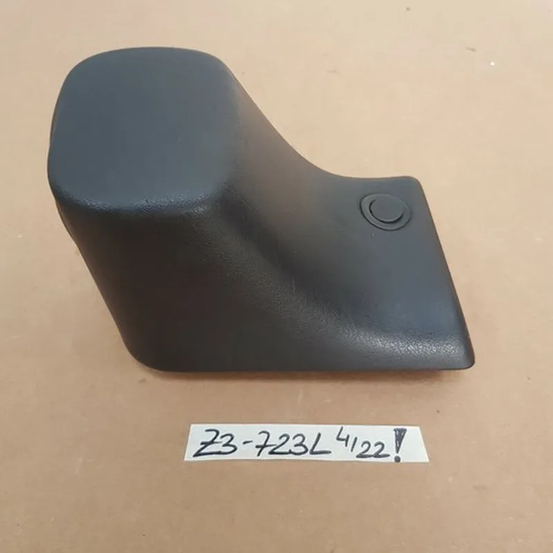 BMW Z3 Roadster Staufach Verkleidung oben links Gurt Abdeckung Höcker 8410723