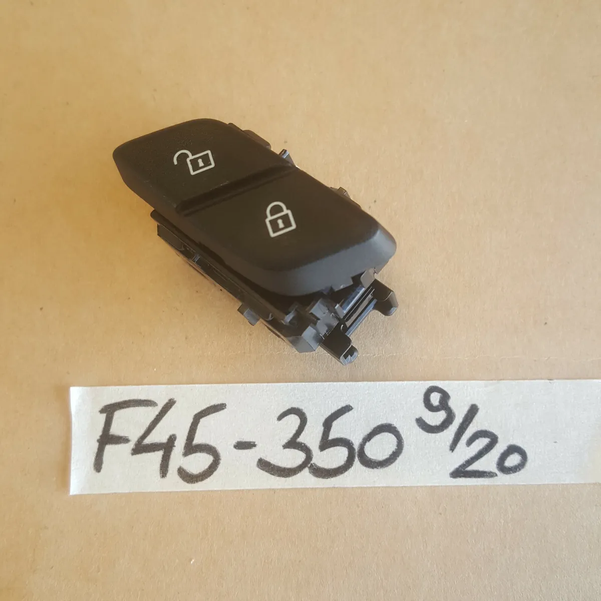 BMW 2er F45 F46 ZV Schalter für Zentralverriegelung 6801350