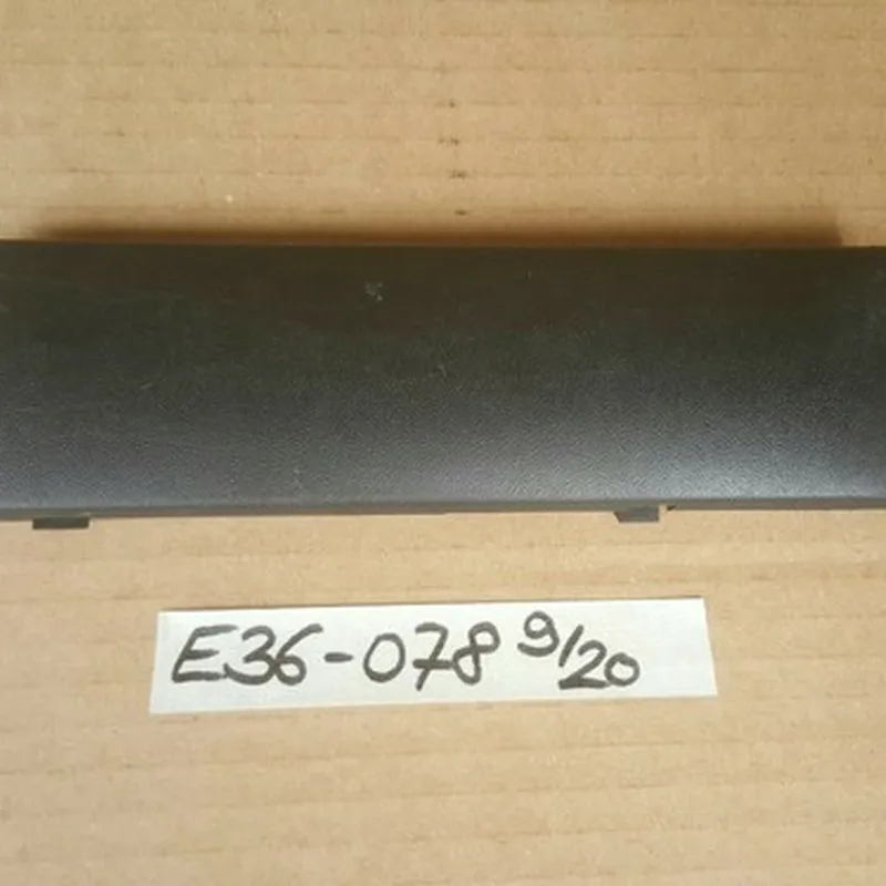 BMW E36 Leiste Verkleidung Stoßstange Abschlepp Öse Haken Abdeckung VORN 8146078