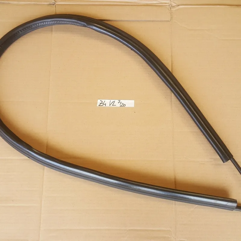 BMW Z4 E85 E86 Fahrer Tür Dichtung Kantenschutz Karosserie Gummi LINKS