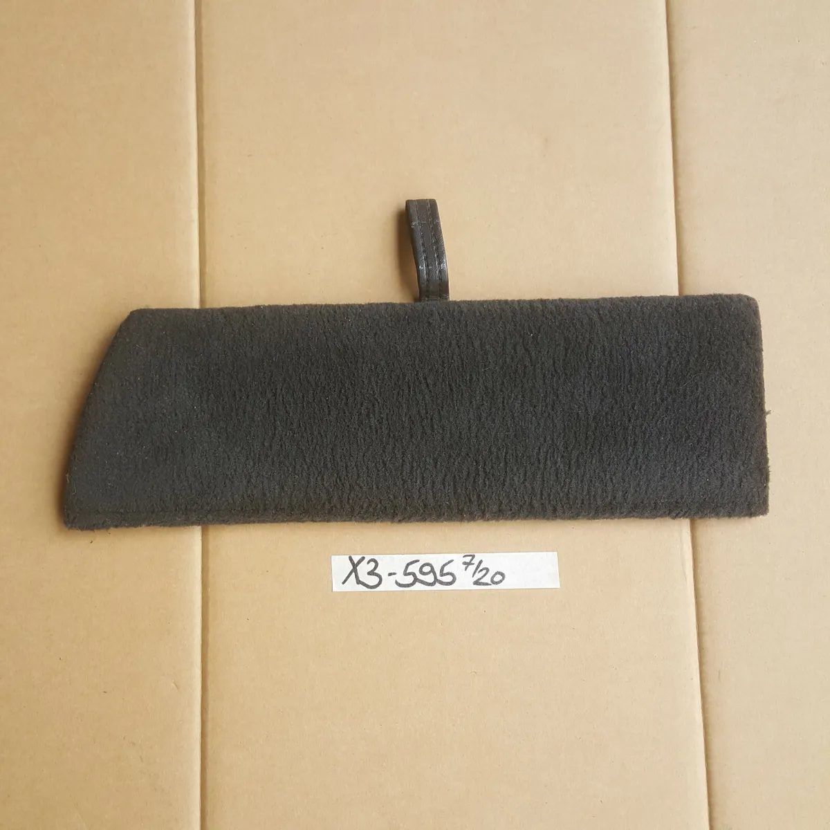 BMW X3 E83 Kofferraum Teppich Verkleidung Blende Gepäckraum Klappe LINKS 3400595