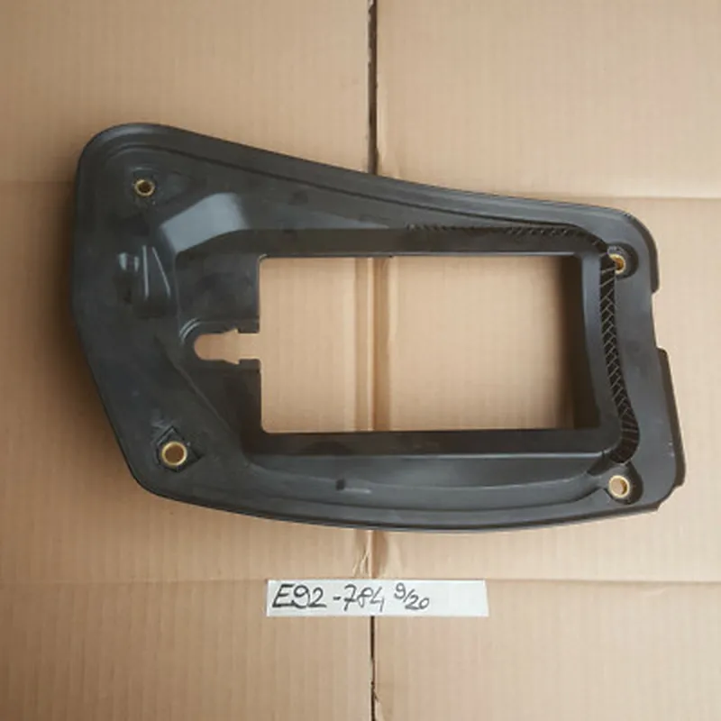 BMW E81 E82 E87 E90 E91 E92 E93 X1 E84 Zwischenplatte Klimaanlage 6927784