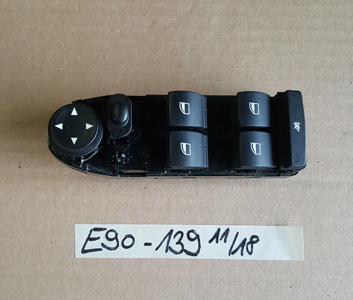 BMW E90  E91 E87  FeHe Schalter Fensterheber LINKS 9132139