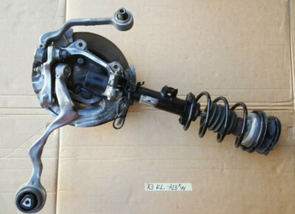 BMW X3 Schwenklager Federbein Achsschenkel Radnabe Radlager VORNE LINKS 6771723