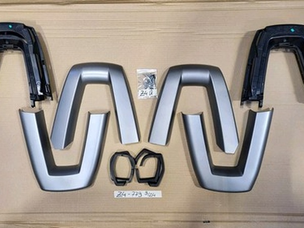 BMW Z4 E85  Verkleidung Überroll Bügel Set + Abdeckung + Abschlussring