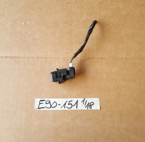 BMW E90  E91  E60  E61  E63  X5 Stop Licht Schalter Bremslichtschalter 6957151