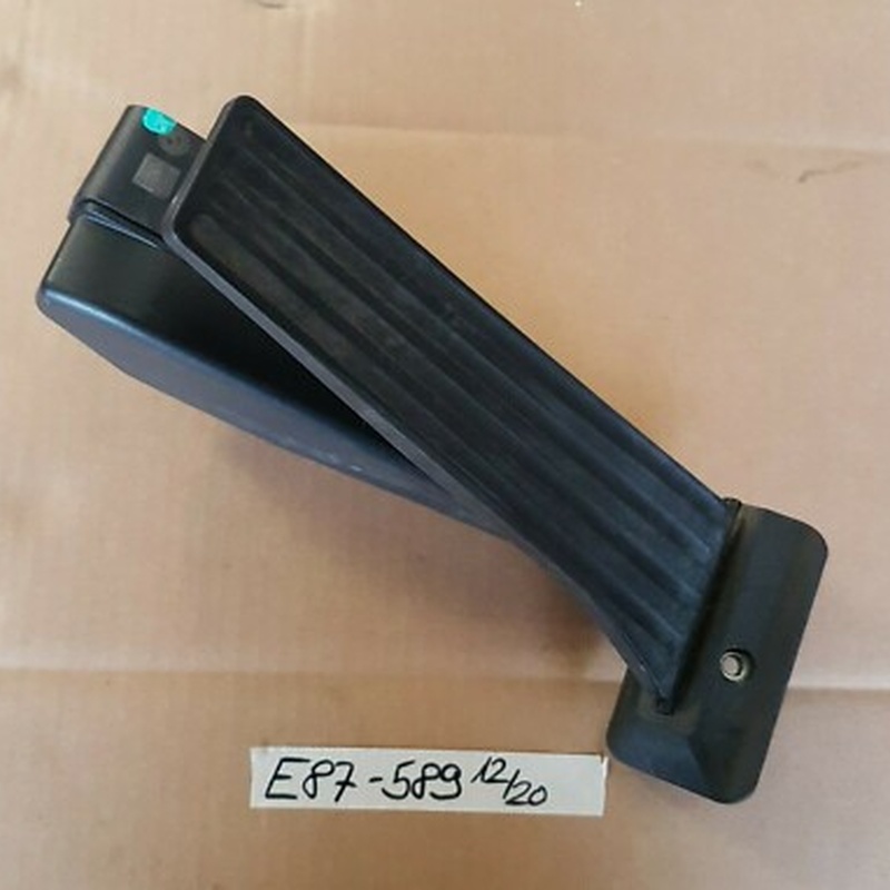 BMW E60 E61 E87 E90 E91 Z4 Fahrpedalmodul Automatikgetriebe Gas Pedal  6786589