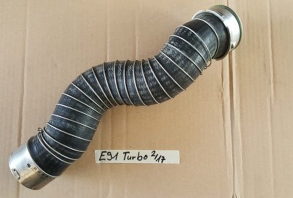 BMW E90 E91 LCI Ladeluftleitung Druckrohr Ladeluftkühler Turbolader Luftrohr