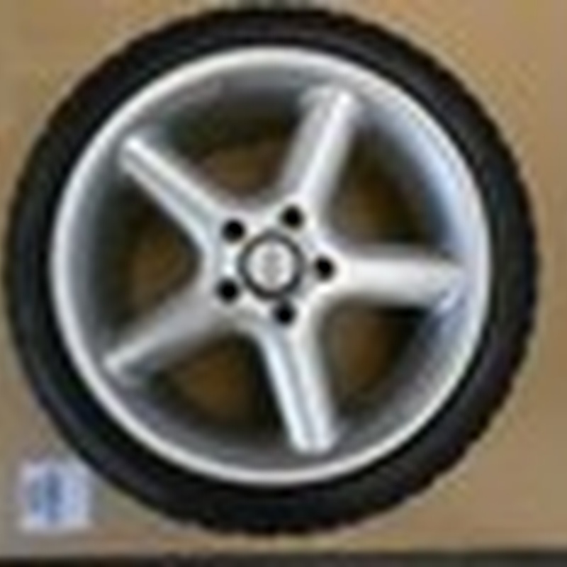 BMW E36 Artec Alufelge 10 x 18  Felge / Rad mit Goodyear Reifen 265/35