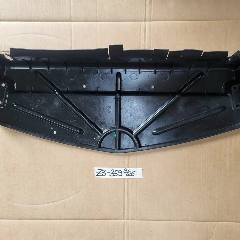 BMW Z3 Unterboden Abschluss Stoßstange Luftführung Motor Abdeckung 8397359 Macke