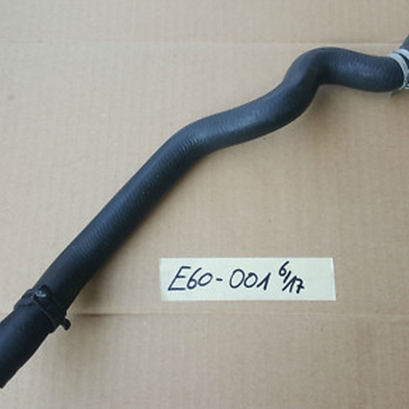 BMW E60 E61 E63 Kühlwasser Kühlmittel Schlauch Wasserventil Heizkörper 6911001
