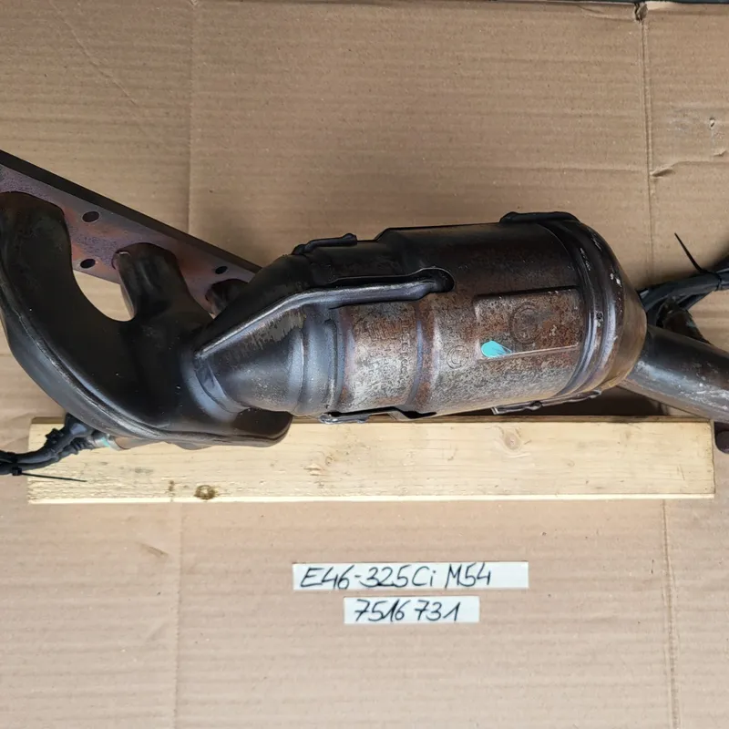 BMW E46 Auspuff Krümmer 7516731 Katalysator 325 i M54 mit 192 PS 7518674 Kurz