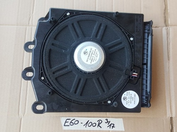 BMW 5er E61  E60  X3 E83 Subwoofer Zentralbass Lautsprecher Box 6929100 RECHTS