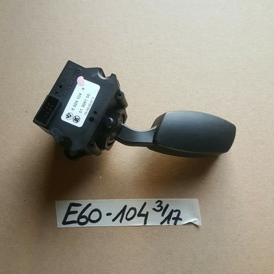 BMW E60 / E61 / E63 / E64  Tempomat Schalter Geschwindigkeitsregelung 6924104