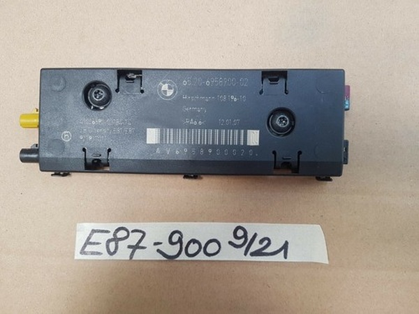 BMW E81 / E87 Verstärker Antenne / Antennenverstärker Diversity 6958900