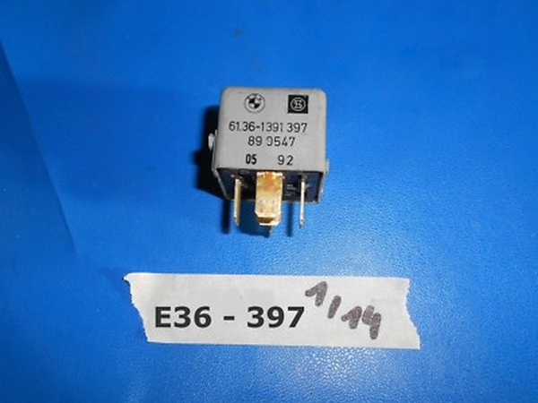 BMW E32 / E34 / E36 Diodenrelais / Diverse Relais 1391397