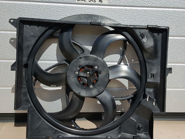 BMW E90 E92 Drucklüfter Motor Elektro Kühler Lüfter 6937515 Lüfterzarge 7788906